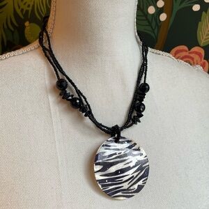 Vintage y2k Zebra Beaded Necklace